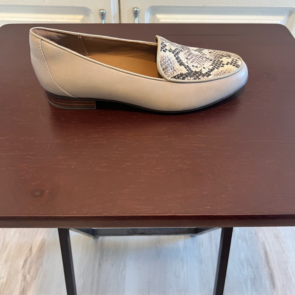 Clarks Un Blush Ease Snake Print Cream Leather Loafer Flats Women's US 7